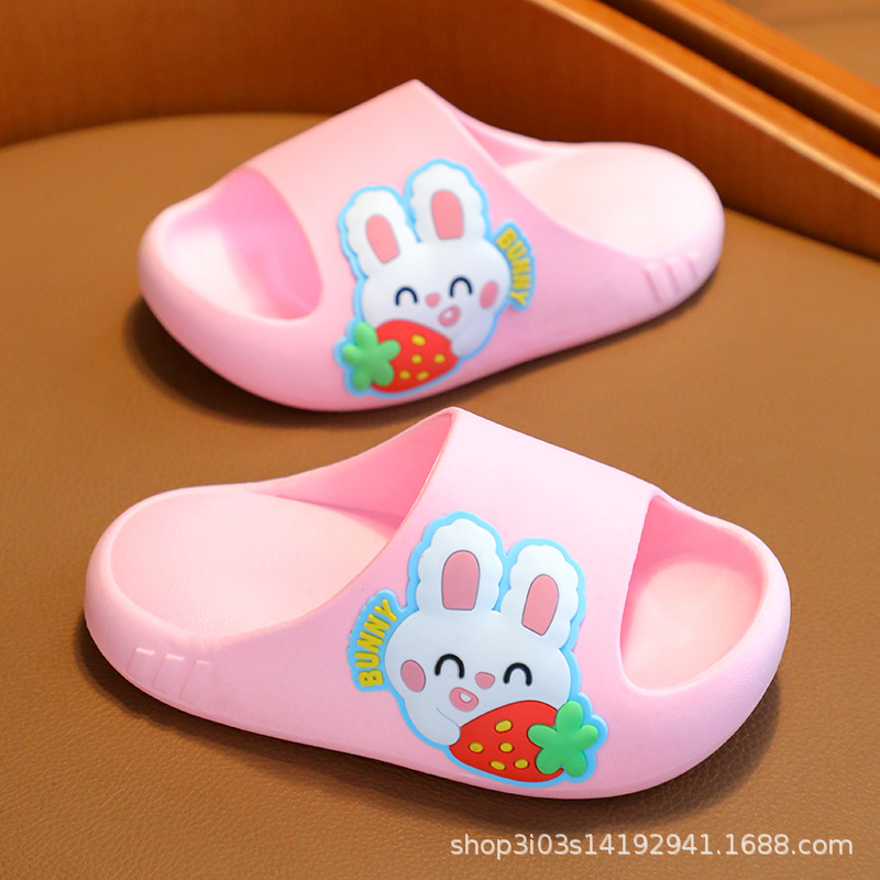 صنادل مائية للأطفال بنعل ناعم  - مراجعة Kids Indoor Outdoor Slippers وسعره