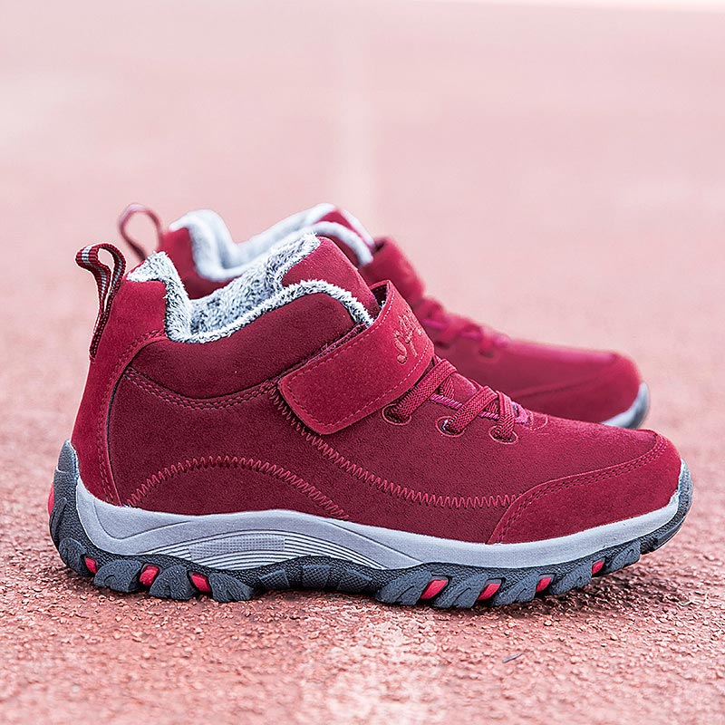 short winter sports shoes for  - مراجعة Kids Outdoor Playhouse B&Q وسعره